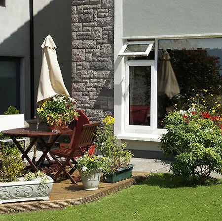 Emerville House Couette-café
